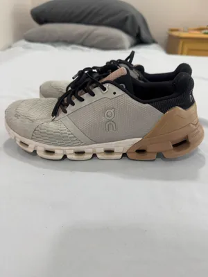 ON Women's Cloudflyer Running Shoes Size‎ 8.5 Glacier and Rose Brown thumbnail 2
