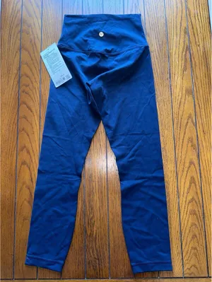 Lululemon Align High Rise 23” True Navy Size 4 NWT thumbnail 2