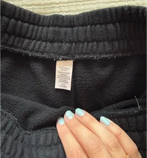Victorias Secret Black Shorts thumbnail 3