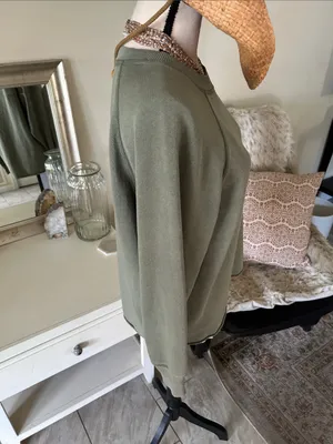 Aerie crew olive green comfy casual boxy light sweatshirt XS oversized thumbnail 6
