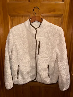 Universal Threads Sherpa jacket with brown accents thumbnail 2