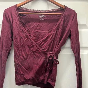 Hollister Co. Cross Over Top thumbnail 1