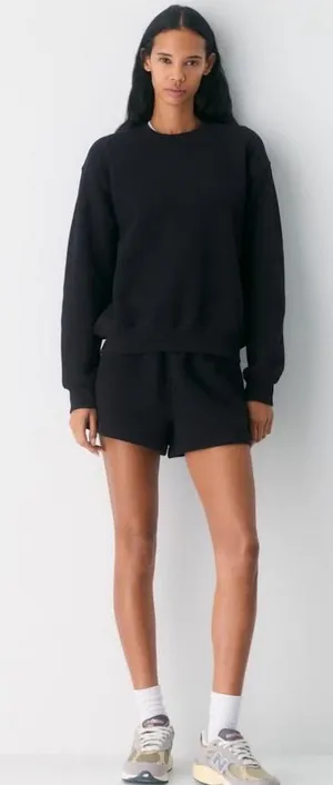Aritzia perfect fit crew sweatshirt thumbnail 1