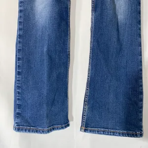 Wrangler Bootcut Jeans Women’s 1/2 x 34 thumbnail 3