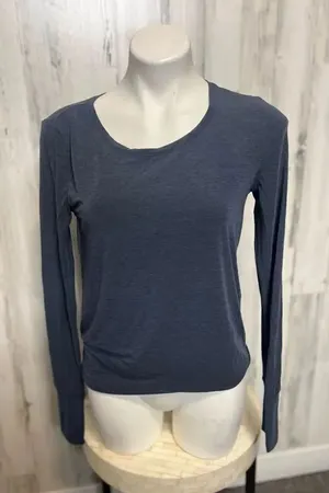 Long sleeve  thumbnail 1