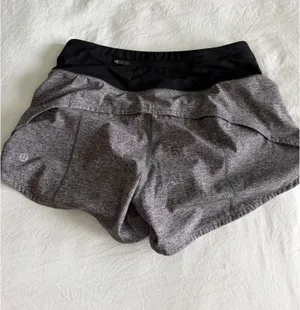 Lululemon Shorts Speed Up thumbnail 2