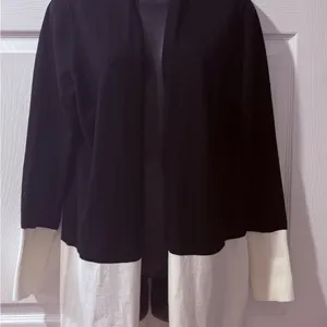 Cyrus Black and White Women's Cardigan. L thumbnail 4