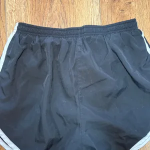 Nike Women's Tempo‎ Running Shorts Black White Small Dri-FIT Lined Active thumbnail 9
