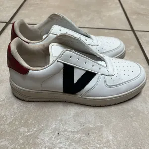 Victoria‎ Madrid Trainer Women’s Size 39 White/red/blue thumbnail 6