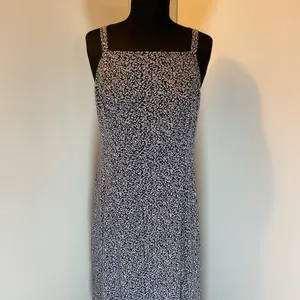 Old Navy 6. Sleeveless Floral Sundress Blue Maxi Dress Size Large thumbnail 4