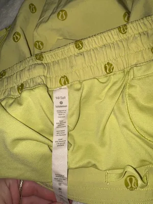 Lululemon Hotty Hot Shorts 4" thumbnail 3