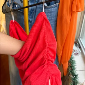 Red Women's Top Size L thumbnail 3