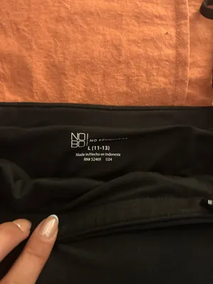 Black tank top Size L thumbnail 3