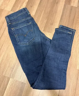 721 High-Rise Levi’s Skinny Jeans thumbnail 1