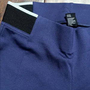 HUE lighter Navy Leggings brand new thumbnail 3