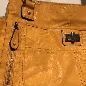 Bueno Faux Leather Gold Baguette Purse thumbnail 2