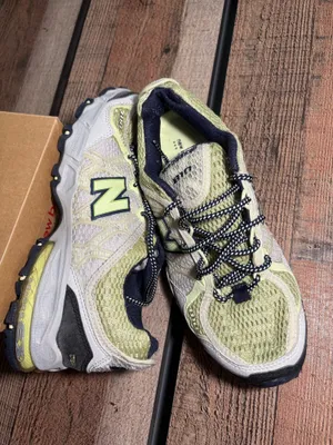 New balance running sneakers thumbnail 3