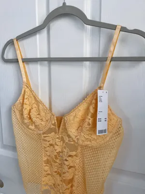Urban Outfitters Lace Yellow Bodysuit thumbnail 2