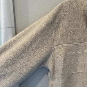 Alphalete King Quarter Zip Cream Sherpa Pullover Sweater Unisex Large thumbnail 4