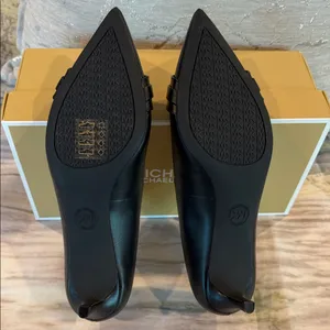 NWT Michael Kors Mandy Flex Kitten Pumps thumbnail 12