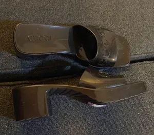 Gucci Rubber Logo Sandal Slipper size 38 thumbnail 1