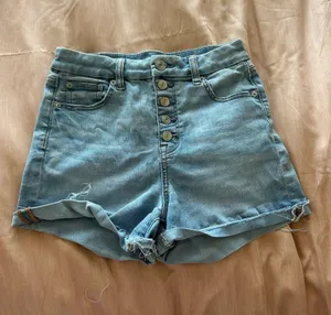 American Eagle light wash jean shorts high waisted thumbnail 1