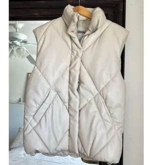 Abercrombie Cream Faux Leather Vest thumbnail 3