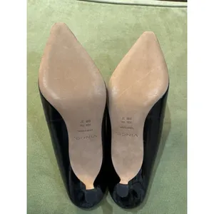 Vince Women's Samy Pointed Toe Pumps‎ Black Patent Size 7 Kitten Heel Witch Core thumbnail 8