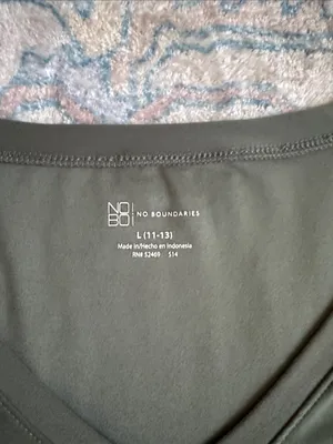 No Boundaries Olive Green V-Neck Short Sleeve Tee thumbnail 2