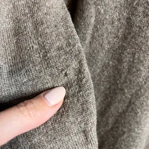 Joie Women's Cashmere Blend High-Low Sweater Sz M thumbnail 9