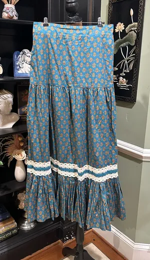 Luna Moon Blue Patterned Skirt with Lace Trim – Size Medium (NWT) thumbnail 1