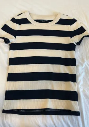 American Eagle Top thumbnail 1