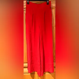 Free People Gia Red Crepe‎ Strapless Flounce Top & Wide Leg Pants Set Size Small thumbnail 8