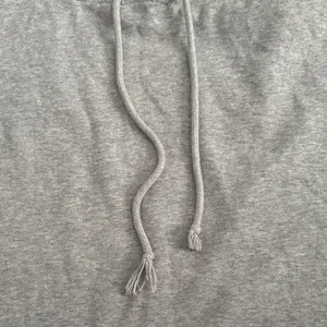 Pac Sun (LA Hearts) Cropped Grey Hoodie (XS) thumbnail 3