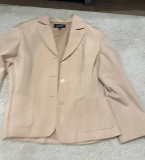 Blazer thumbnail 1