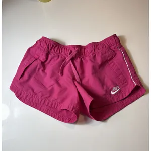 Nike Sportswear Women's Pink Woven Drawstring Shorts Size‎ M thumbnail 2