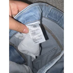 american‎ eagle curvy super high rise baggy wide leg 2 Reg Distressed thumbnail 5
