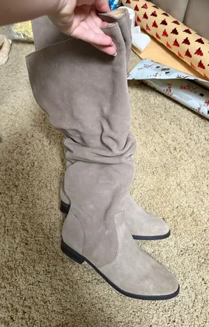 Steve Madden beige suede boots thumbnail 1