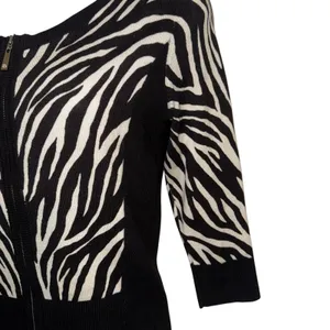 WHITE HOUSE BLACK‎ MARKET Zebra Print Zip Front Cardigan 3//4" Sleeve Sweater XS thumbnail 5