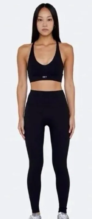 Set Active Black Luxform Two Piece Sports Bra and Legging Set thumbnail 1