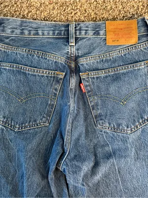 Levi's Premium 501 '81 High Rise Straight Leg Blue Jeans w26 L31 thumbnail 7