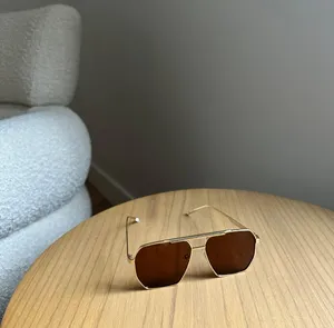 Aviator Style Sunglasses thumbnail 2