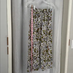 Floral Women’s Pajamas Set Sz: XS thumbnail 3