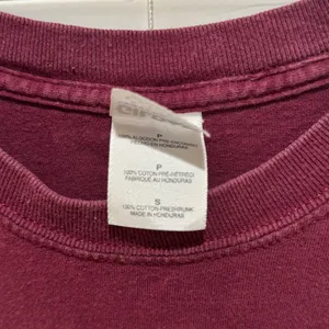 Harvard University Gildan Burgundy T-Shirt‎ College Student Small 100% Cotton thumbnail 5