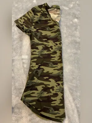 Women’s No Boundaries Brand Classic Camouflage V-Neck Tee - Olive Green Size S thumbnail 4