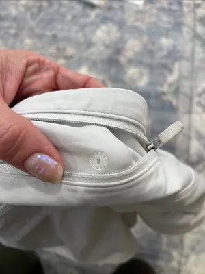 lululemon athletica White Women’s Athletic Running Shorts size 8. Light grey. thumbnail 6