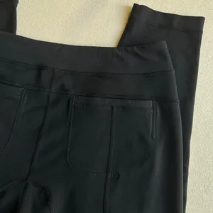 Lululemon Black High Rise Tapered Yoga Pants with Pockets thumbnail 7