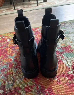 Zara Black Leather Boots thumbnail 2