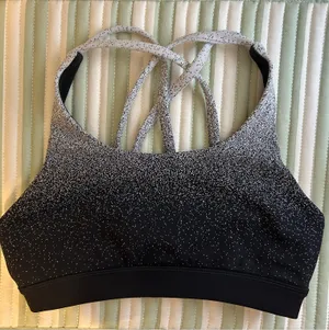 Lululemon Energy Sports Bra thumbnail 2