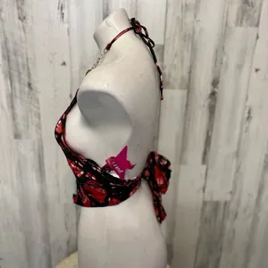 Meraki Red & Black Abstract Halter Top Small Gold Chain Neck Tie Back thumbnail 3